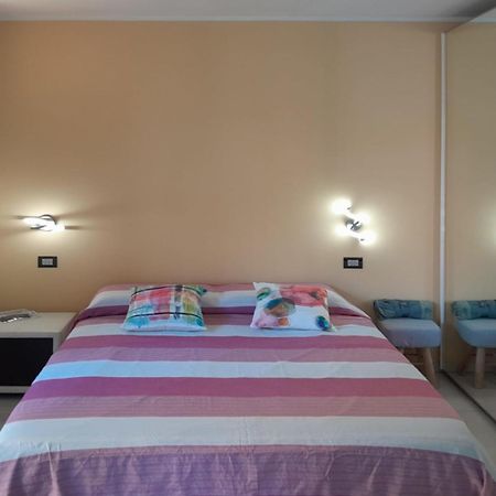Appartamento La Casina Laglio Esterno foto